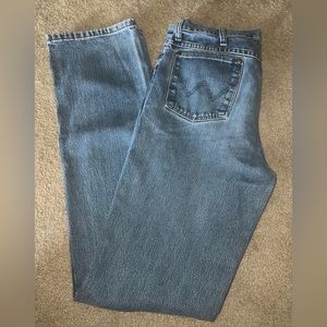 wrangler cowboy cut jeans